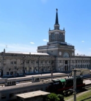 В Волгограде открыли отремонтированный после теракта железнодорожный вокзал